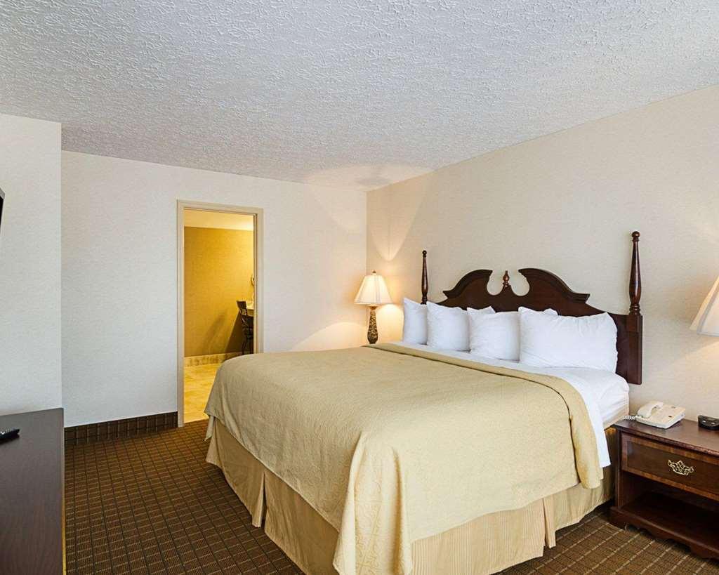Quality Inn Льюисберг Номер фото