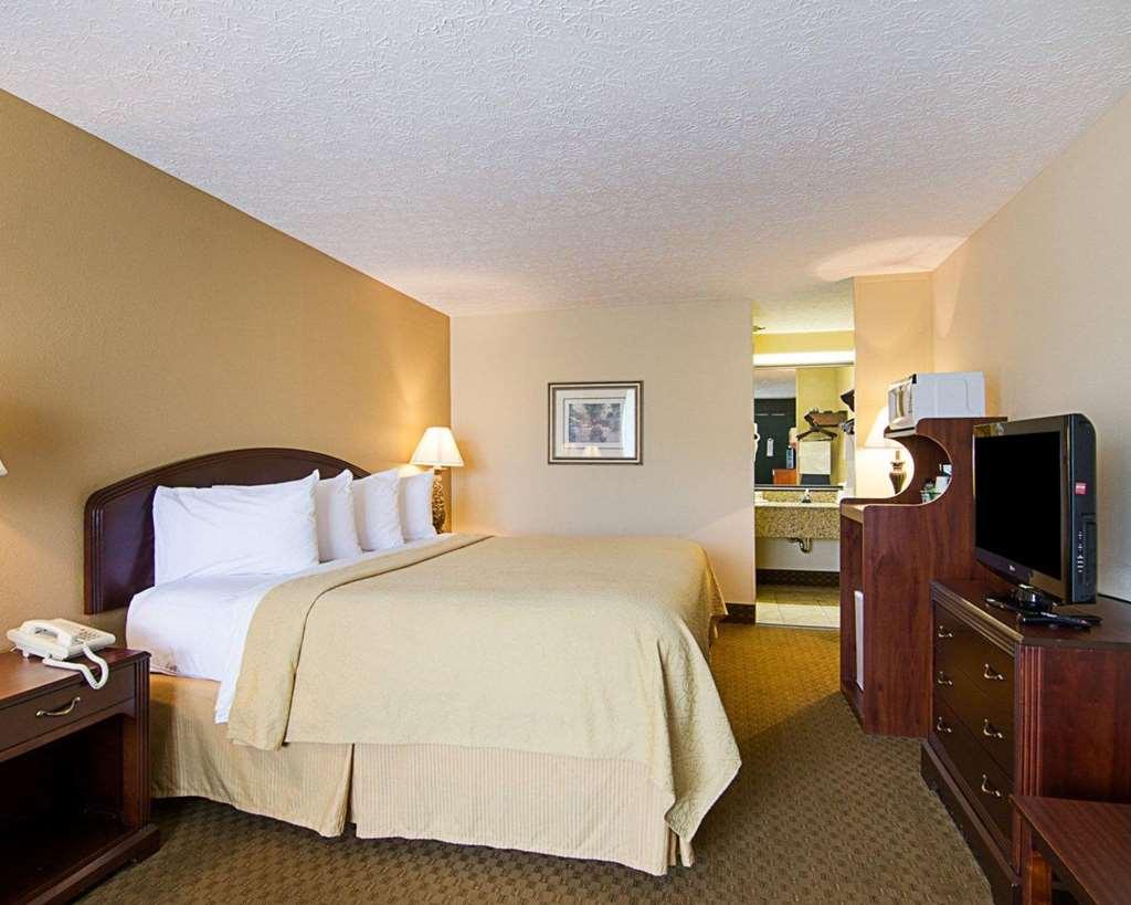 Quality Inn Льюисберг Номер фото