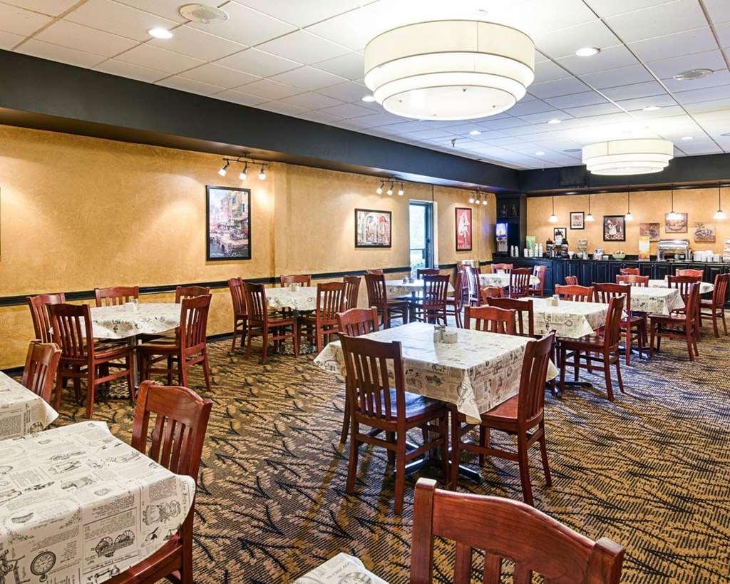 Quality Inn Льюисберг Ресторан фото